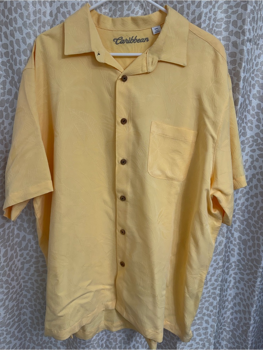 Caribbean Men's Casual Short Sleeve Button-Down Shirt in Pale Yellow